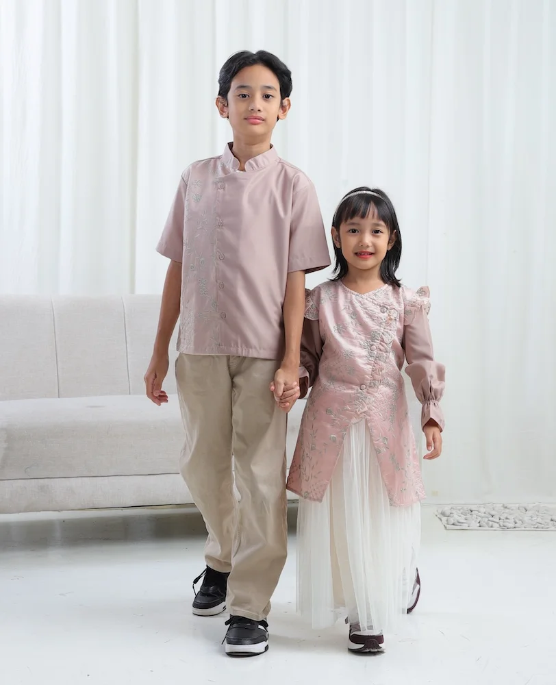 Ranaya Tea Rose – Family