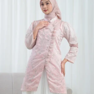 Ranaya Tea Rose - Woman