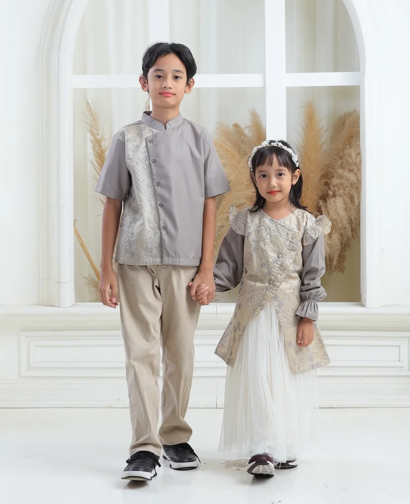 Ranaya Cream Taupe – Family